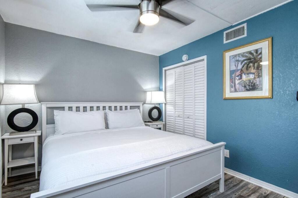 Sunset Beach Suites At Madeira Beach! Pet Friendly With Summer Breezes! - Suite 6 St. Pete Beach Exterior foto
